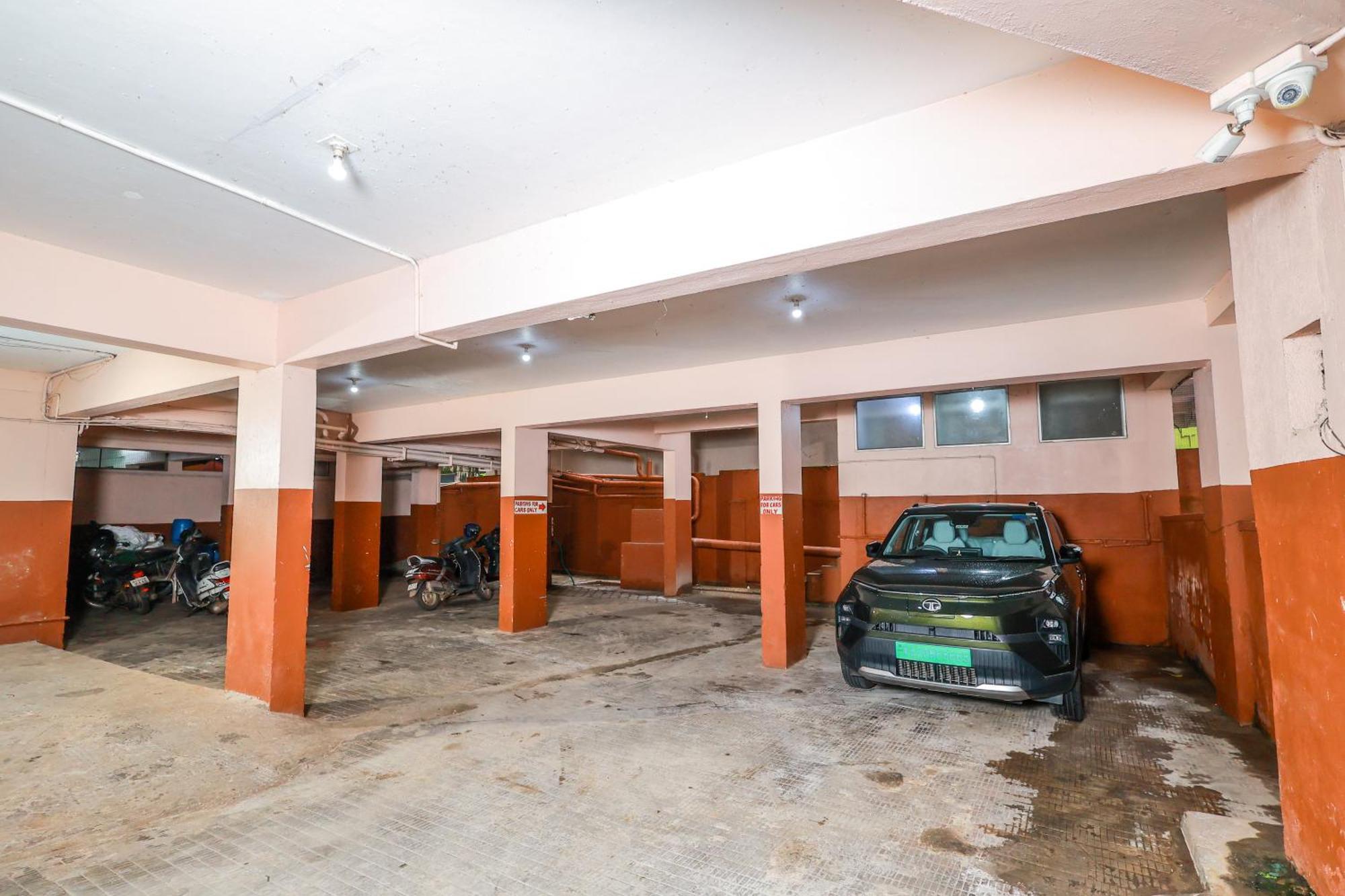 Hotel Janardana Udupi Zewnętrze zdjęcie
