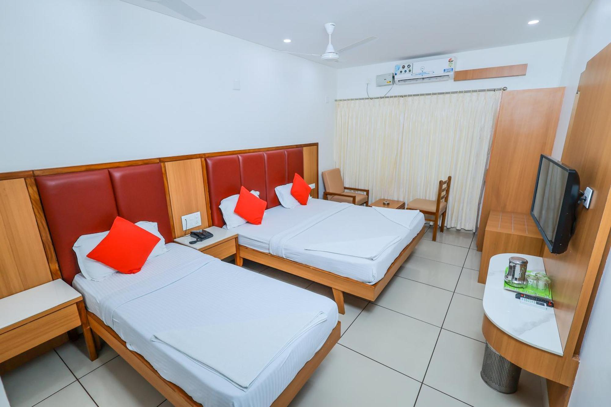 Hotel Janardana Udupi Zewnętrze zdjęcie