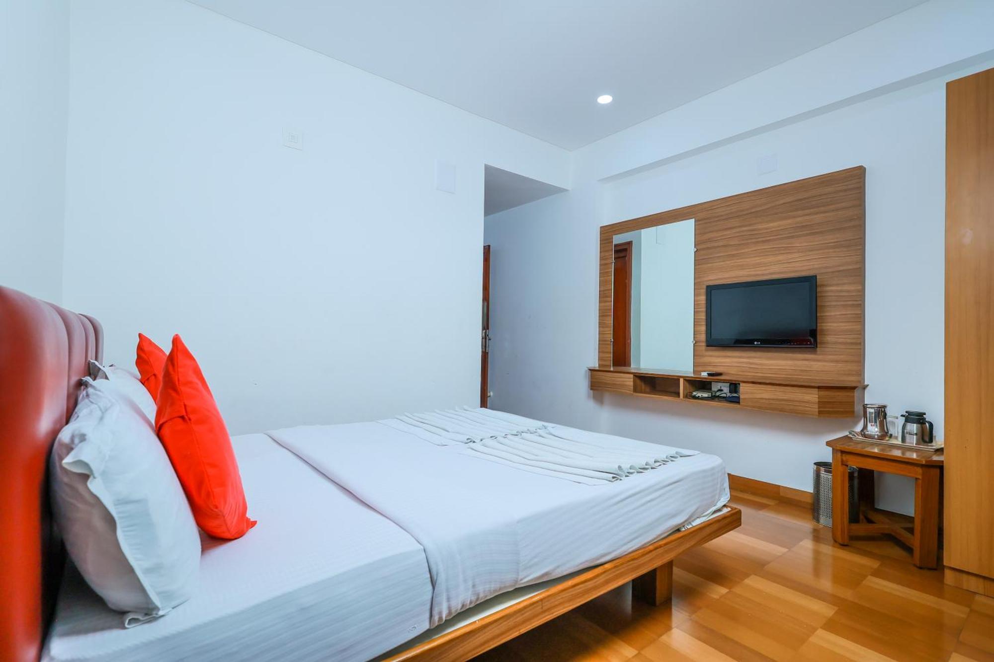 Hotel Janardana Udupi Zewnętrze zdjęcie